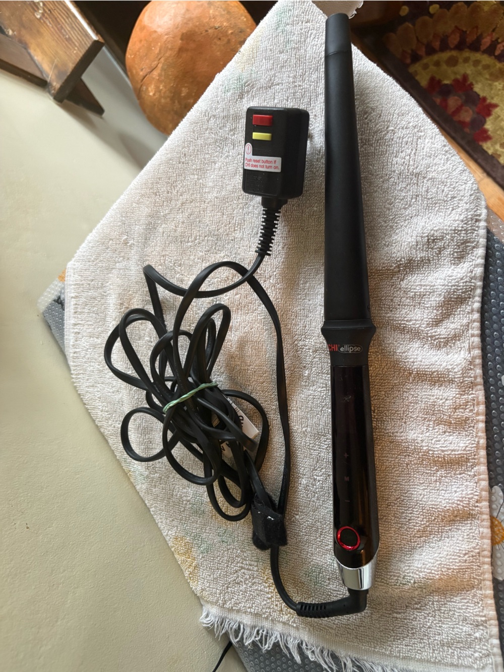 CHI Ellipse Tapered Ceramic Hairstyling Curling Wand